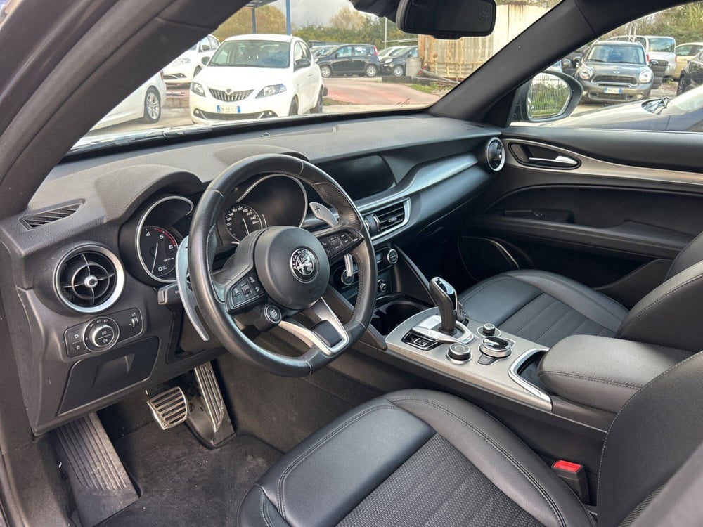 Alfa Romeo Stelvio usata a Frosinone (17)