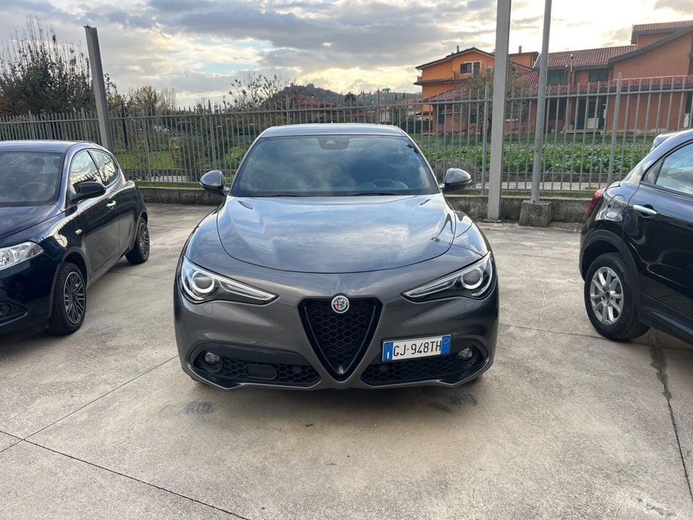 Alfa Romeo Stelvio usata a Frosinone (5)