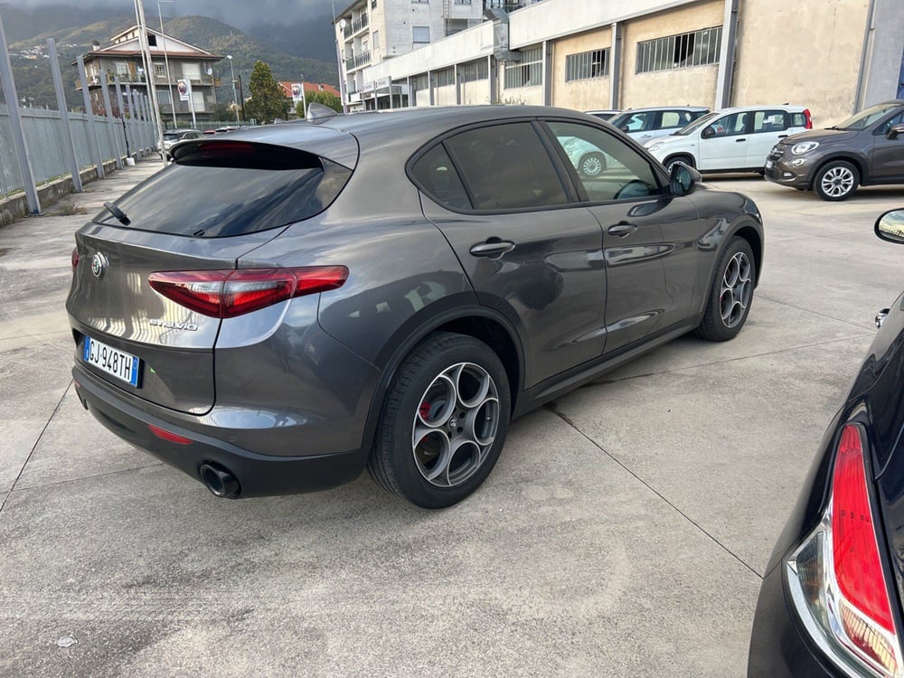 Alfa Romeo Stelvio usata a Frosinone (7)