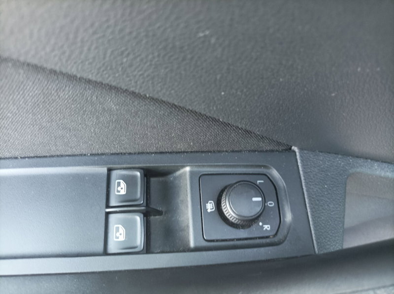 Skoda Kamiq usata a Frosinone (8)