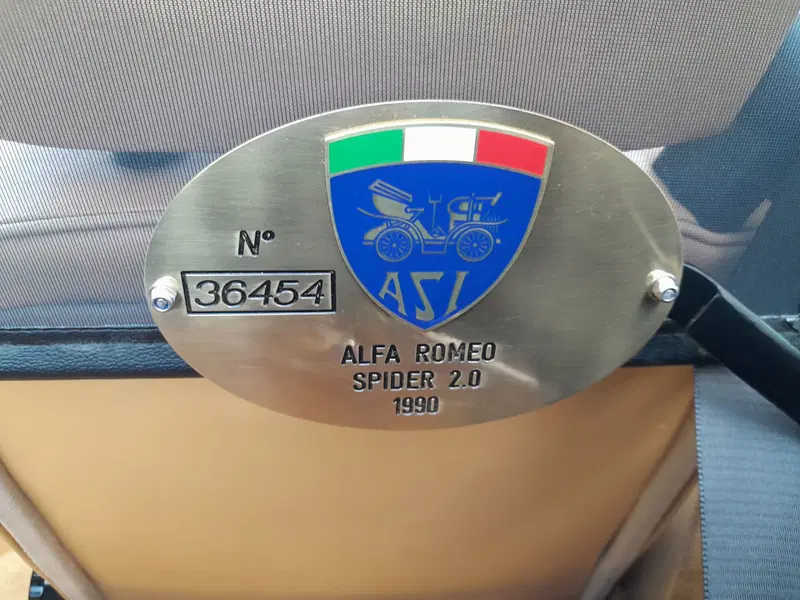Alfa Romeo Spider usata a Ancona (18)