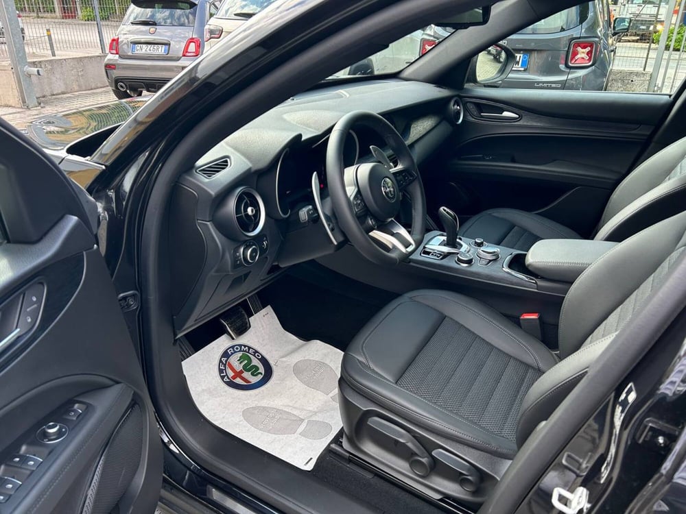 Alfa Romeo Stelvio usata a Ancona (8)