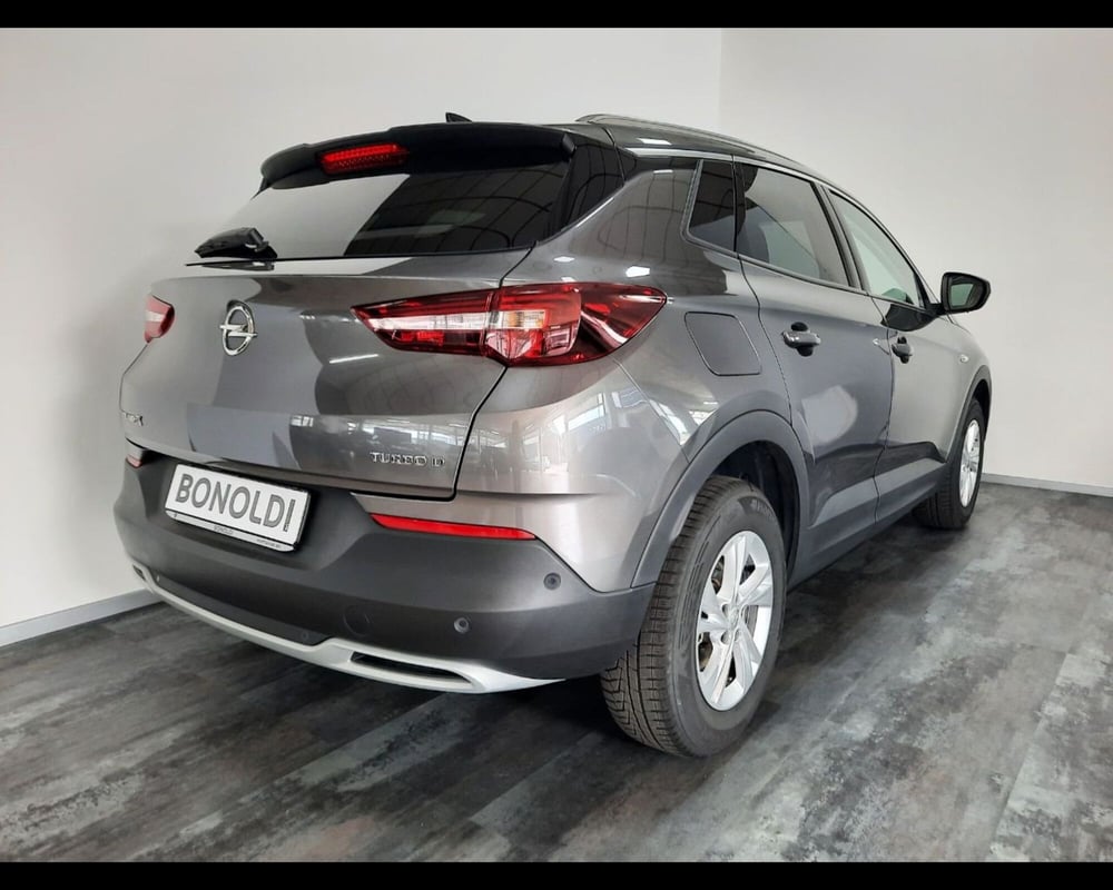 Opel Grandland X usata a Brescia (3)