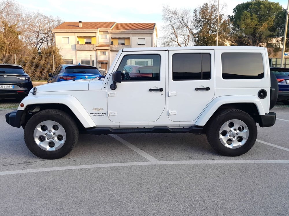 Jeep Wrangler Unlimited usata a Ancona (2)