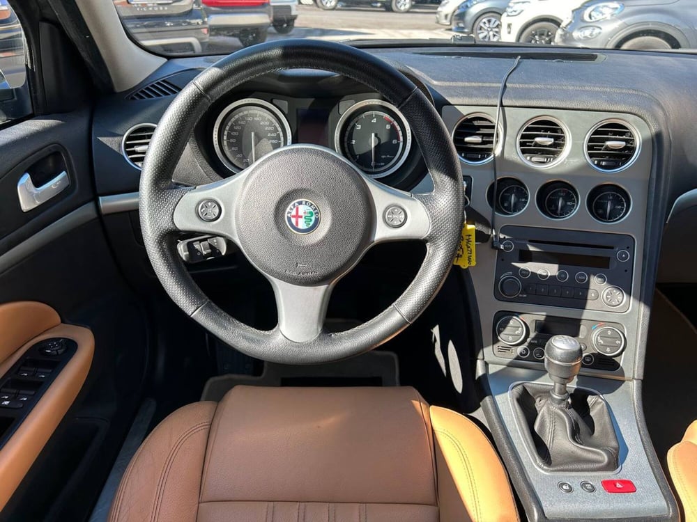 Alfa Romeo 159 usata a Ancona (11)