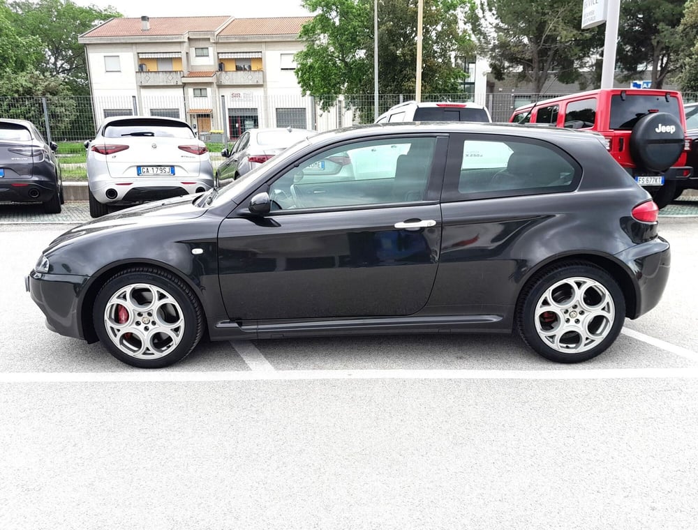 Alfa Romeo 147 usata a Ancona (2)