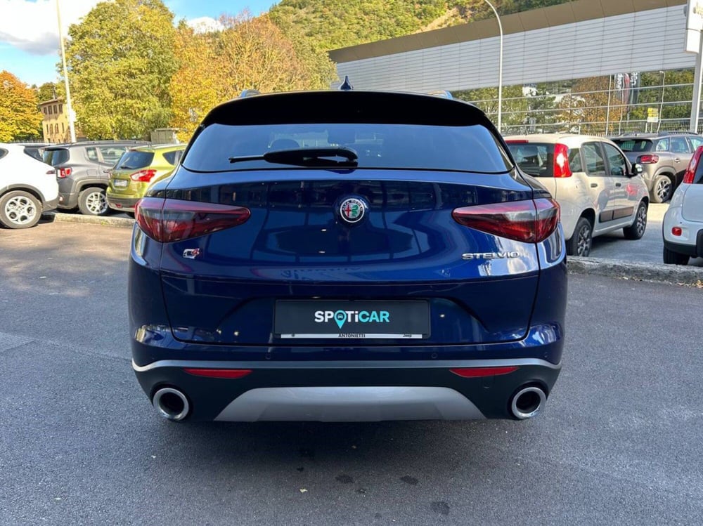 Alfa Romeo Stelvio usata a Ancona (5)