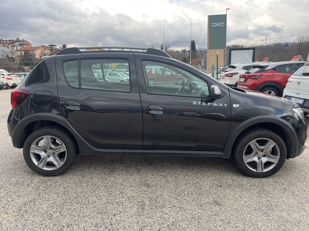 Dacia Sandero usata a L'Aquila (6)