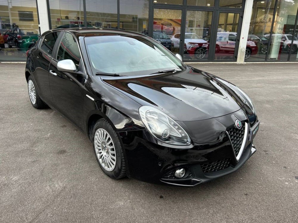 Alfa Romeo Giulietta usata a Ancona (3)