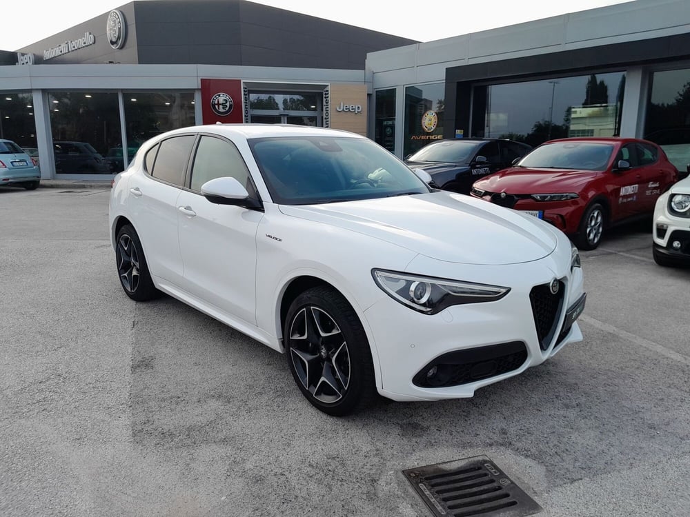 Alfa Romeo Stelvio usata a Ancona (3)