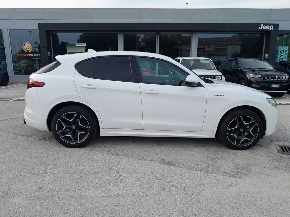 Alfa Romeo Stelvio usata a Ancona (4)