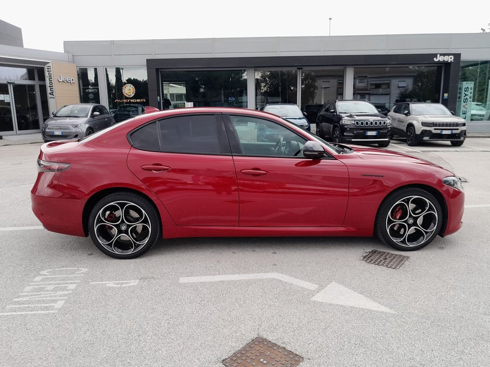 Alfa Romeo Giulia usata a Ancona (4)