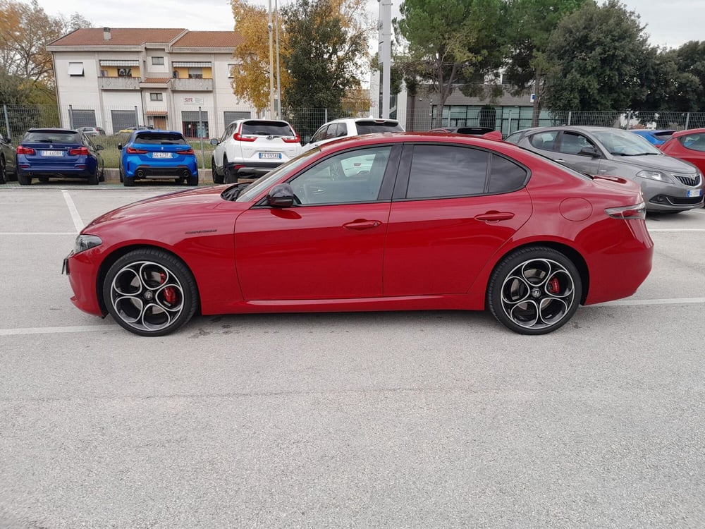 Alfa Romeo Giulia usata a Ancona (8)