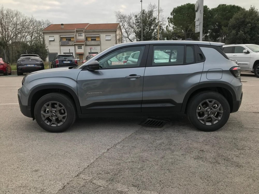 Jeep Avenger nuova a Ancona (8)