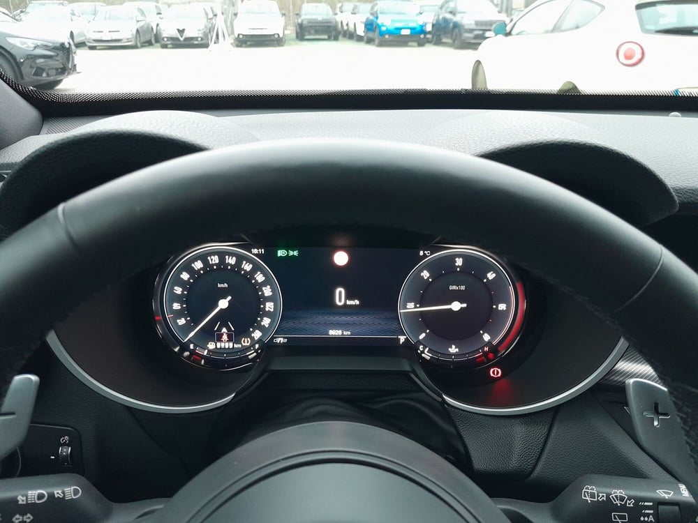 Alfa Romeo Stelvio usata a Ancona (13)