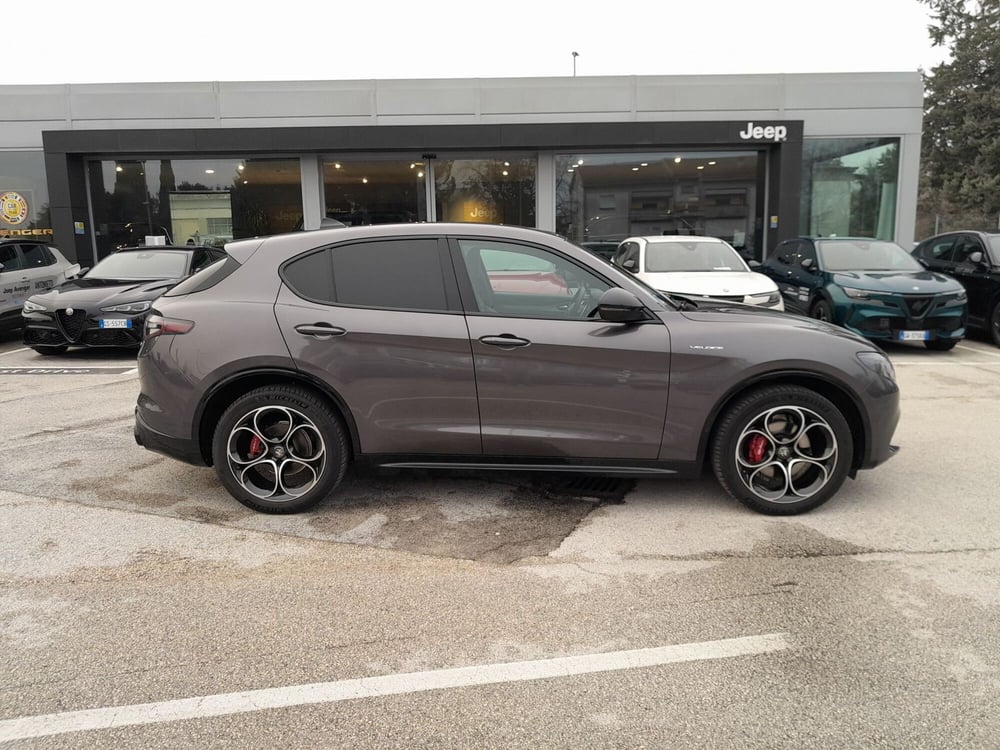 Alfa Romeo Stelvio usata a Ancona (4)