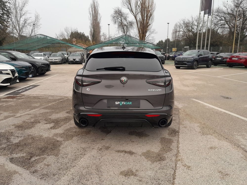 Alfa Romeo Stelvio usata a Ancona (6)