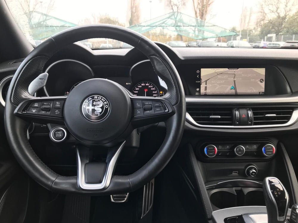 Alfa Romeo Stelvio usata a Ancona (13)