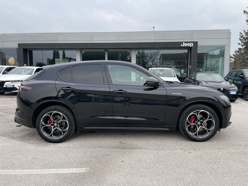 Alfa Romeo Stelvio usata a Ancona (4)