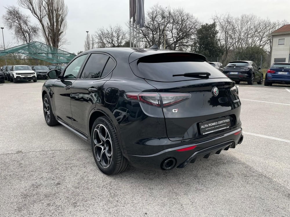 Alfa Romeo Stelvio usata a Ancona (7)