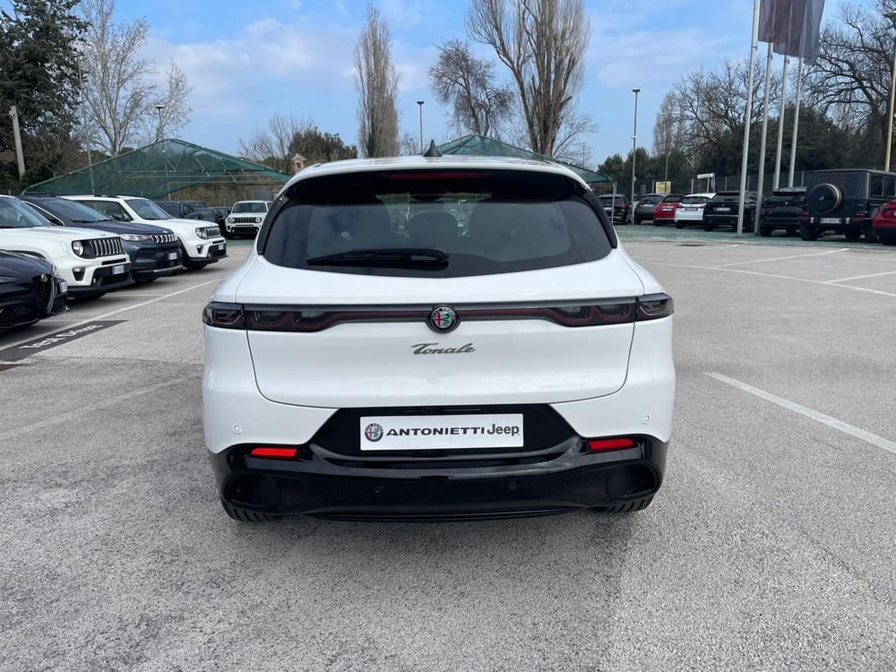 Alfa Romeo Tonale nuova a Ancona (6)