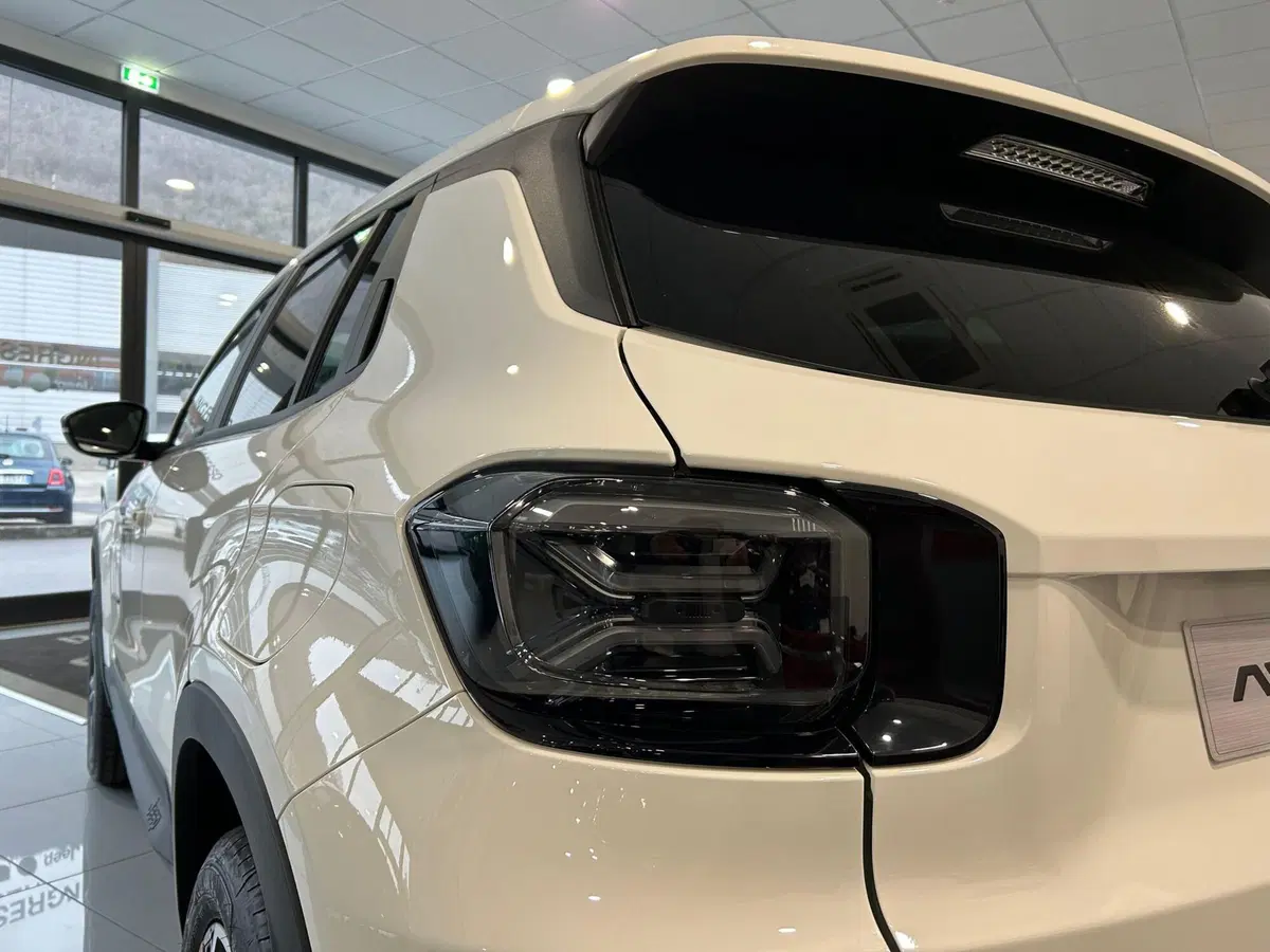 Jeep Avenger nuova a Ancona (6)