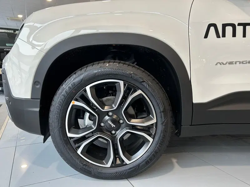Jeep Avenger nuova a Ancona (8)
