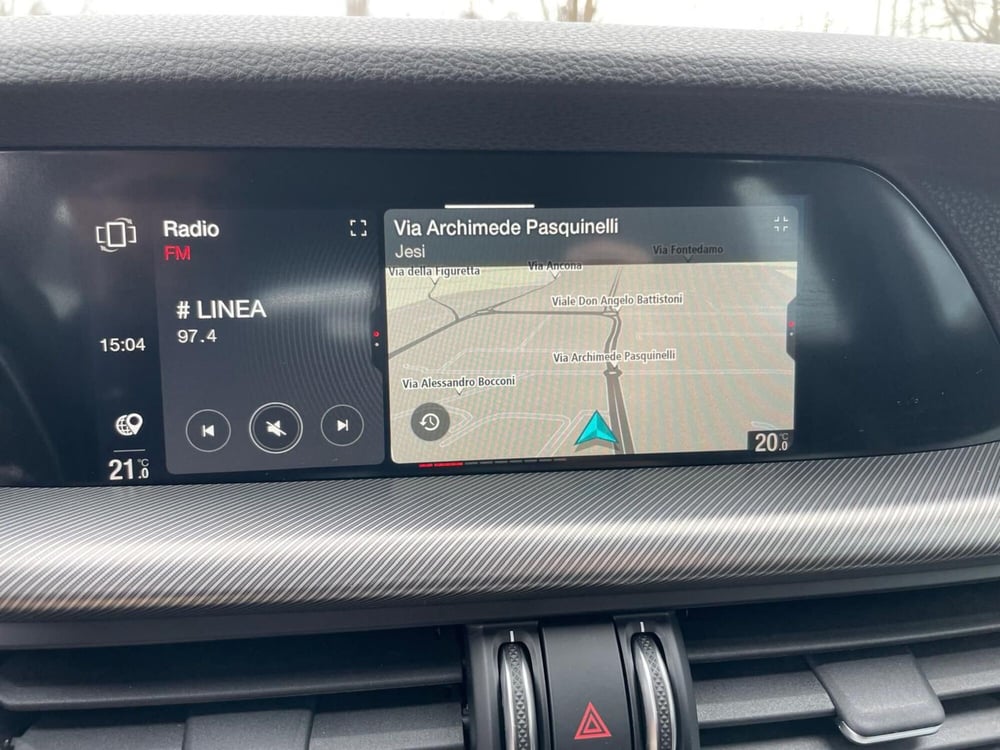 Alfa Romeo Stelvio usata a Ancona (17)