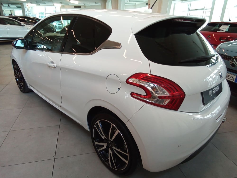 Peugeot 208 usata a Rimini (9)