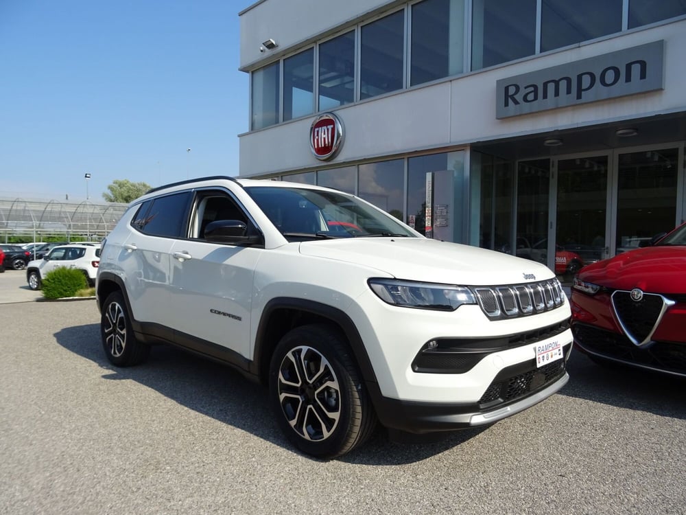 Jeep Compass nuova a Venezia (7)