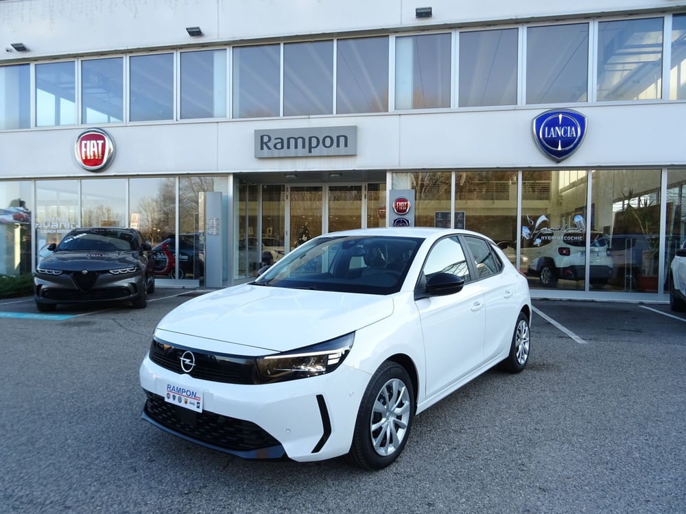 Opel Corsa nuova a Venezia