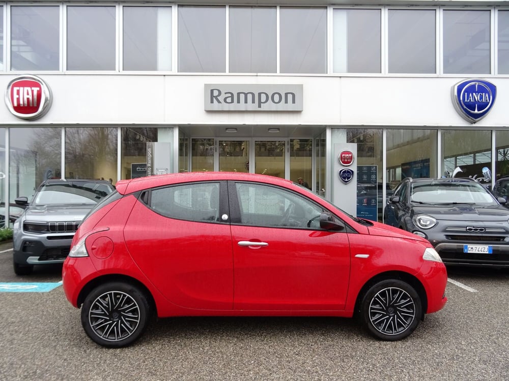 Lancia Ypsilon usata a Venezia (2)