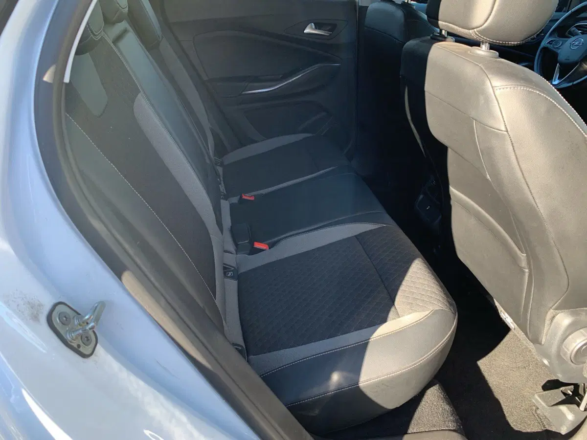 Opel Grandland X usata a Catania (14)