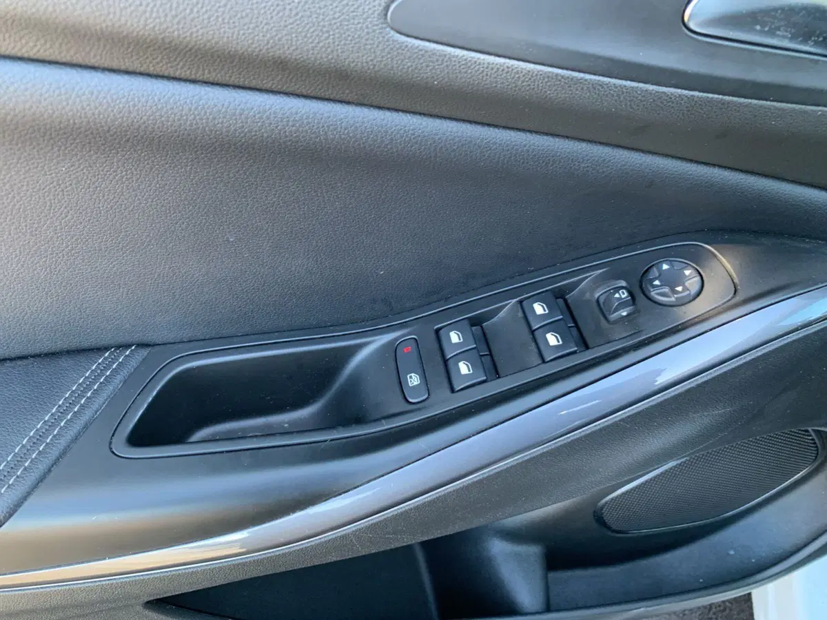 Opel Grandland X usata a Catania (16)