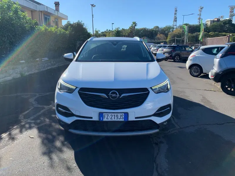 Opel Grandland X usata a Catania (5)