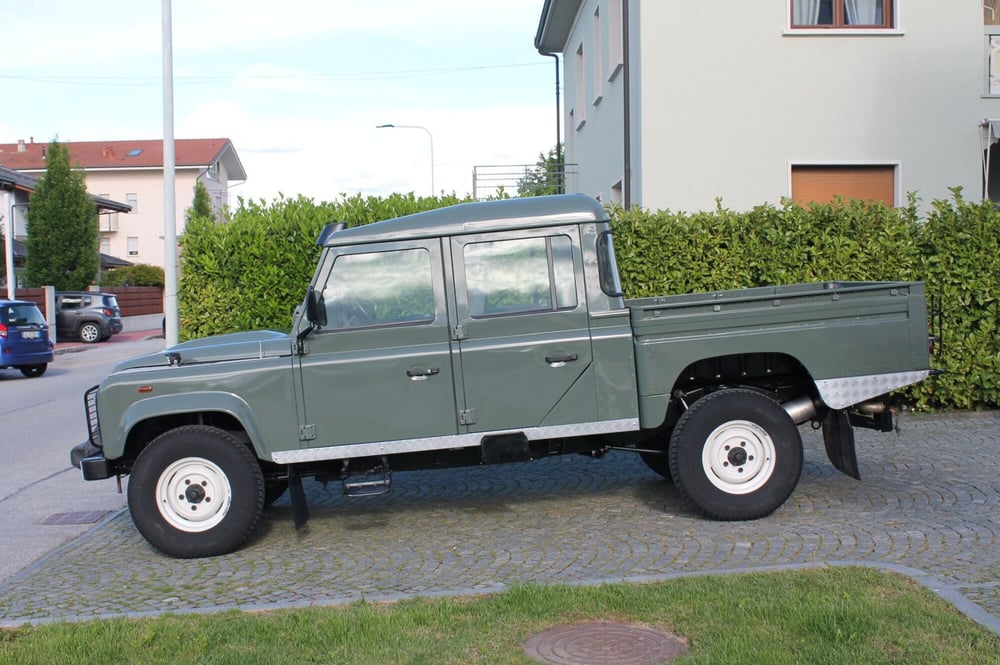 Land Rover Defender usata a Cuneo (2)