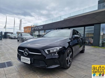 Mercedes-Benz Classe A 180 d AMG Line Premium Plus auto del 2022 usata a Salerno