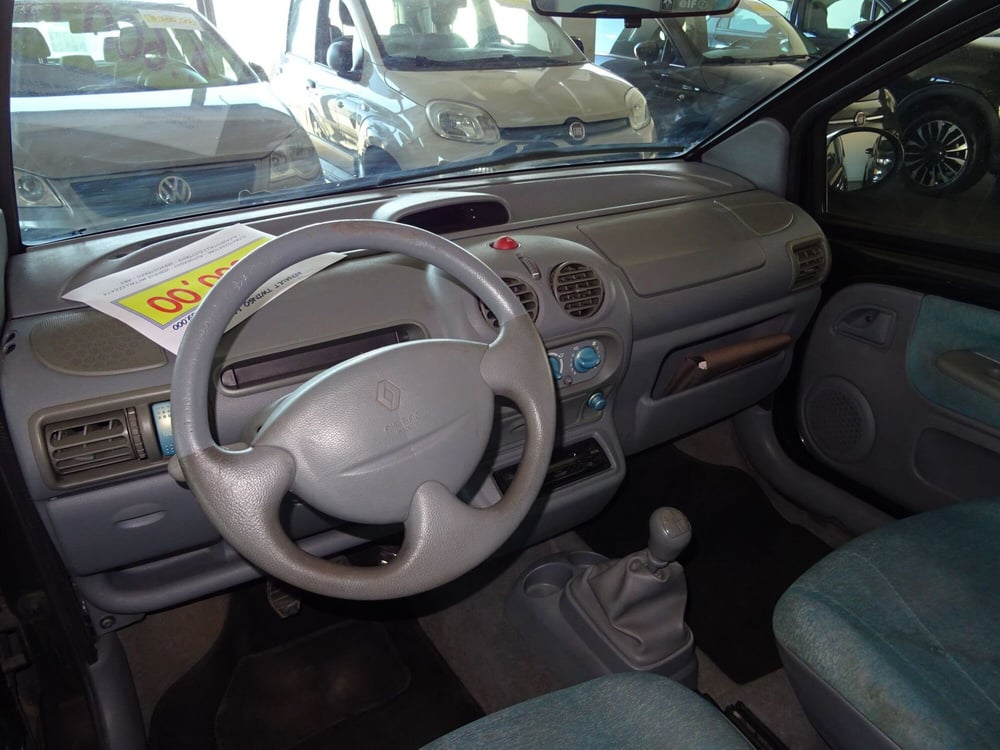 Renault Twingo usata a Lucca (9)