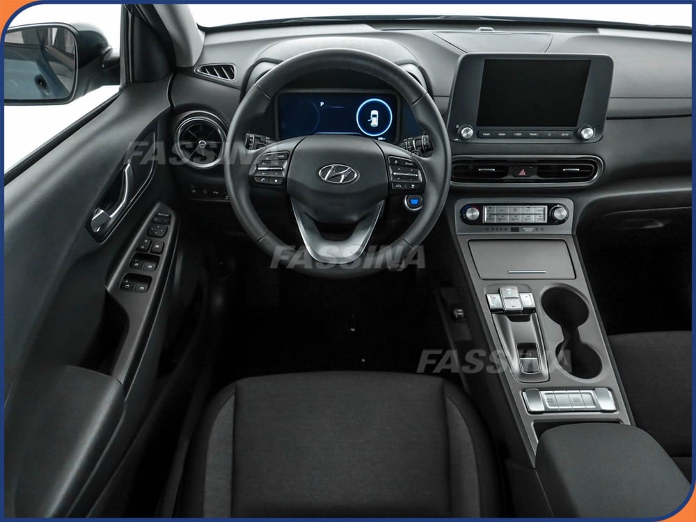 Hyundai Kona nuova a Milano (10)