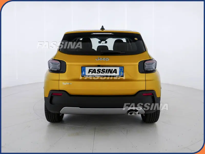 Jeep Avenger nuova a Milano (5)