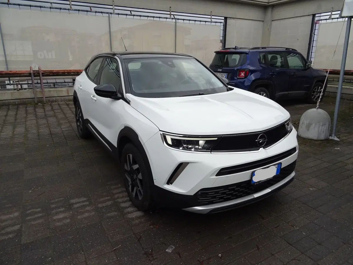 Opel Mokka usata a Lucca (7)