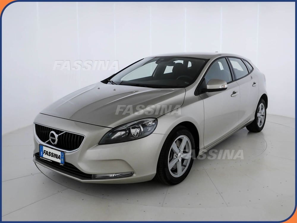 Volvo V40 usata a Milano (3)