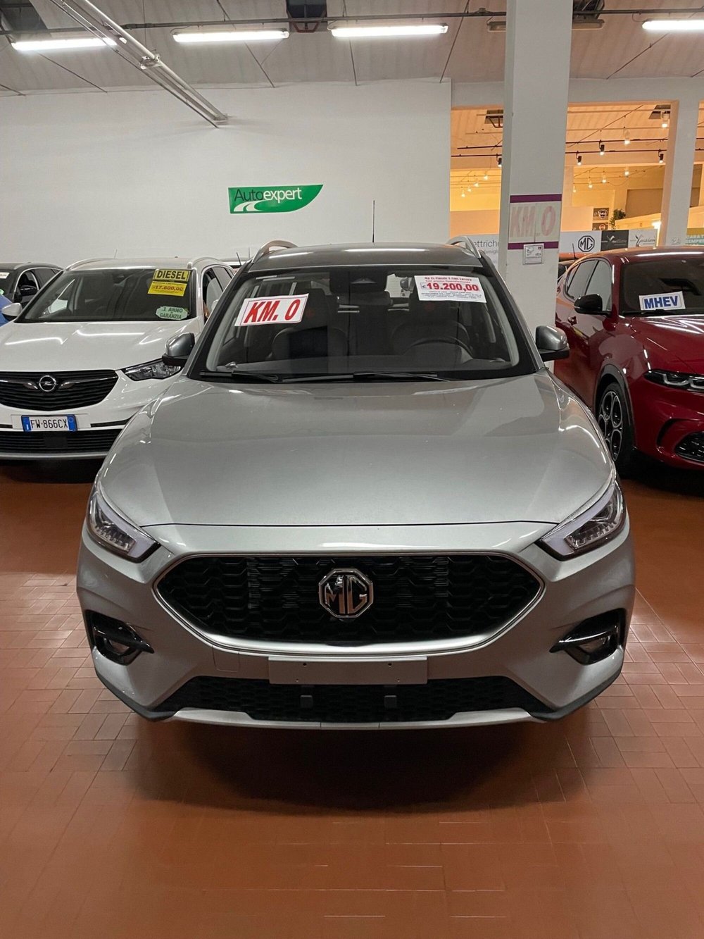 Mg ZS nuova a Lucca (2)