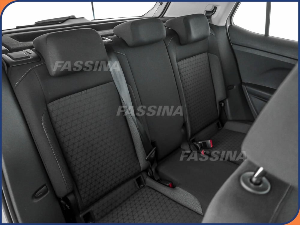 Volkswagen T-Cross usata a Milano (10)