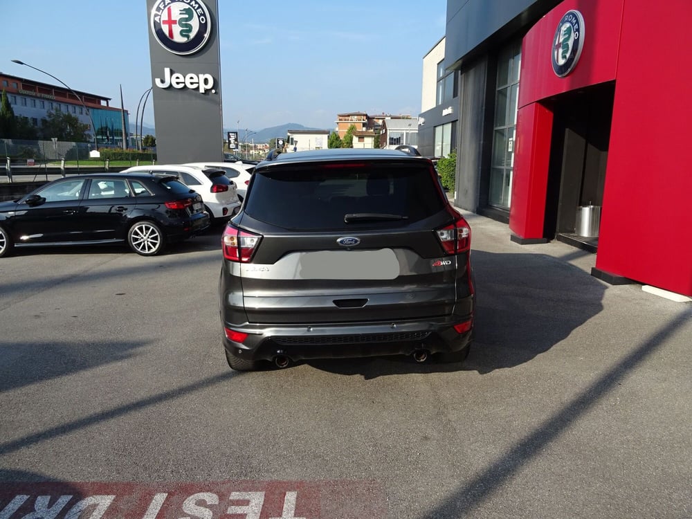 Ford Kuga usata a Lucca (4)