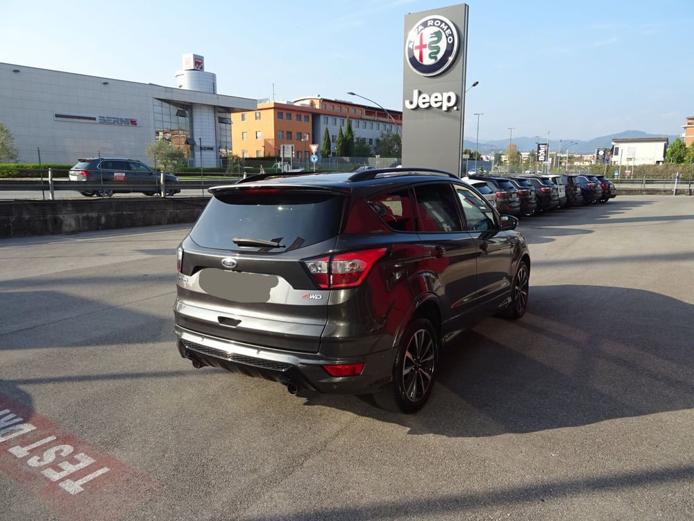 Ford Kuga usata a Lucca (5)