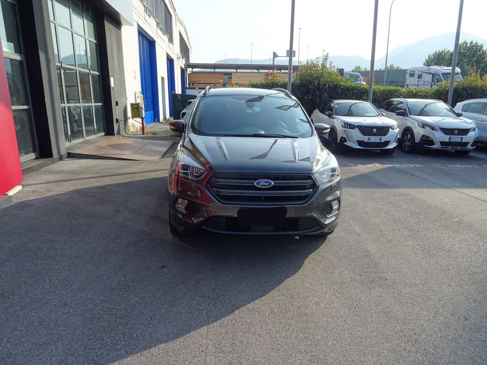 Ford Kuga usata a Lucca (8)