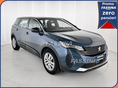 Peugeot 5008 PureTech Turbo 130 S&amp;S EAT8 Active Pack  del 2023 usata a Milano