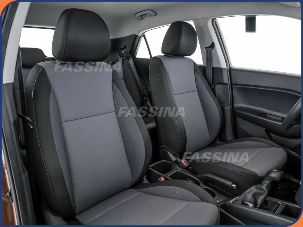 Hyundai i20 usata a Milano (11)