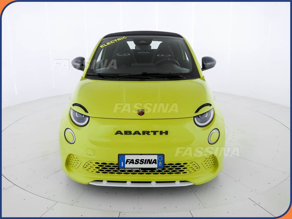 Abarth 500e Cabrio usata a Milano (2)